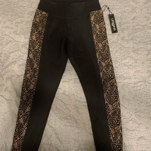BNWT- Express high rise leggings - lace nude illusion. Size M